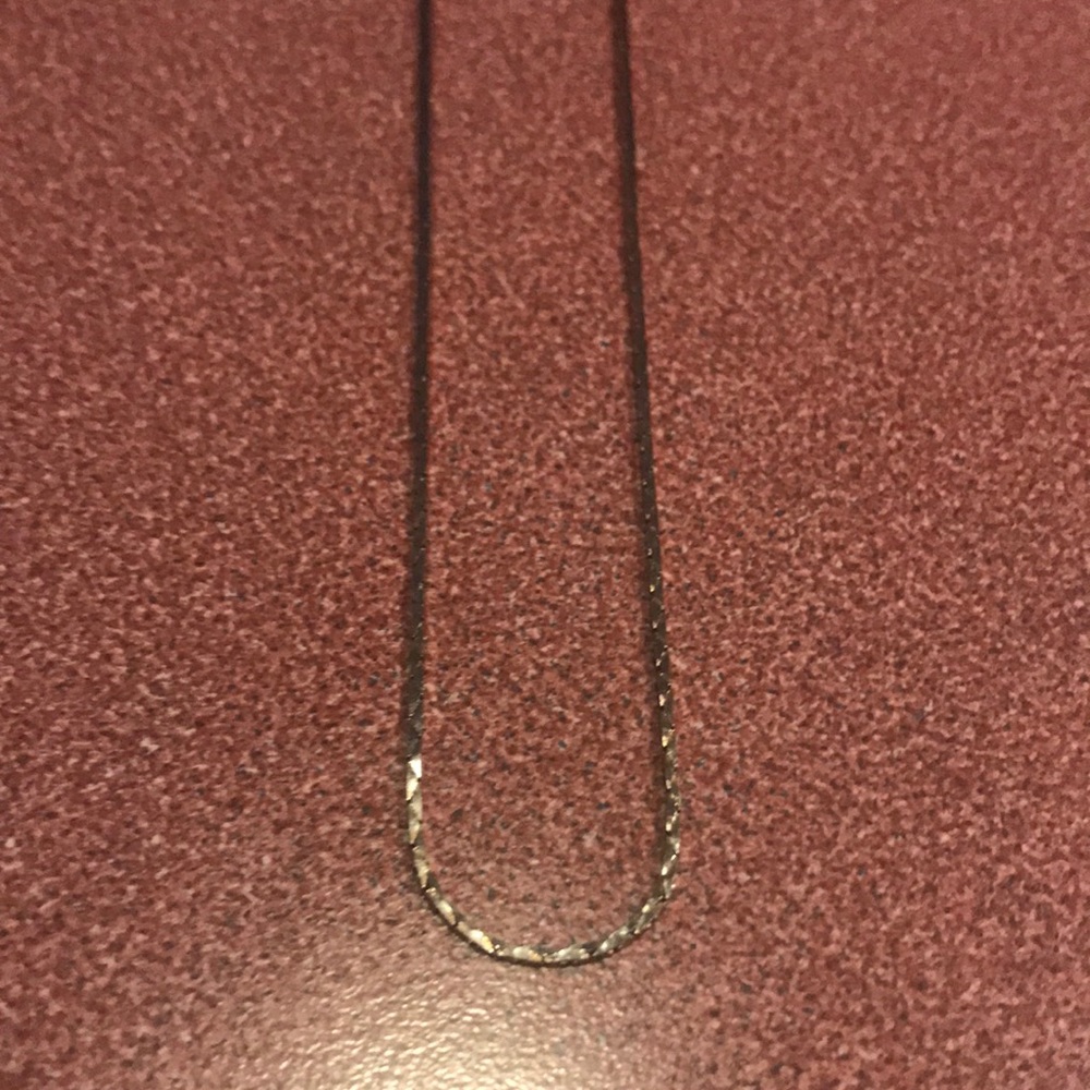 Very nice silver tone long pendant necklace